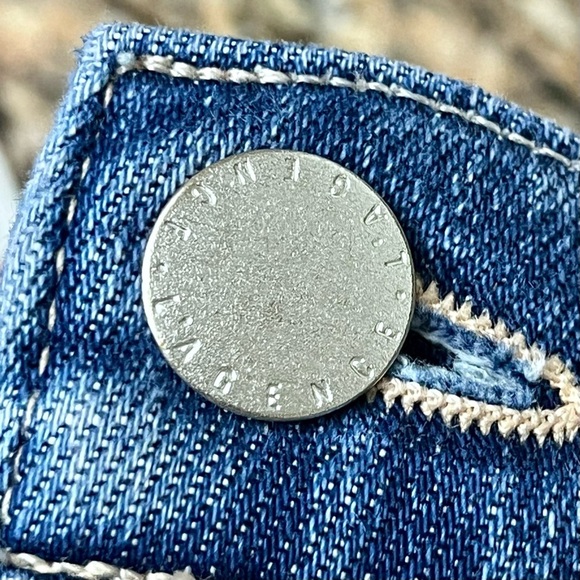 L’AGENCE Sada High Rise Cropped Jeans Size 27 – Dark Wash Fray Hem Premium Denim - Picture 5 of 9